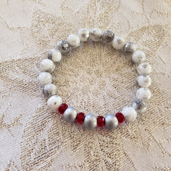 Bracelets - Picture 4 of 4